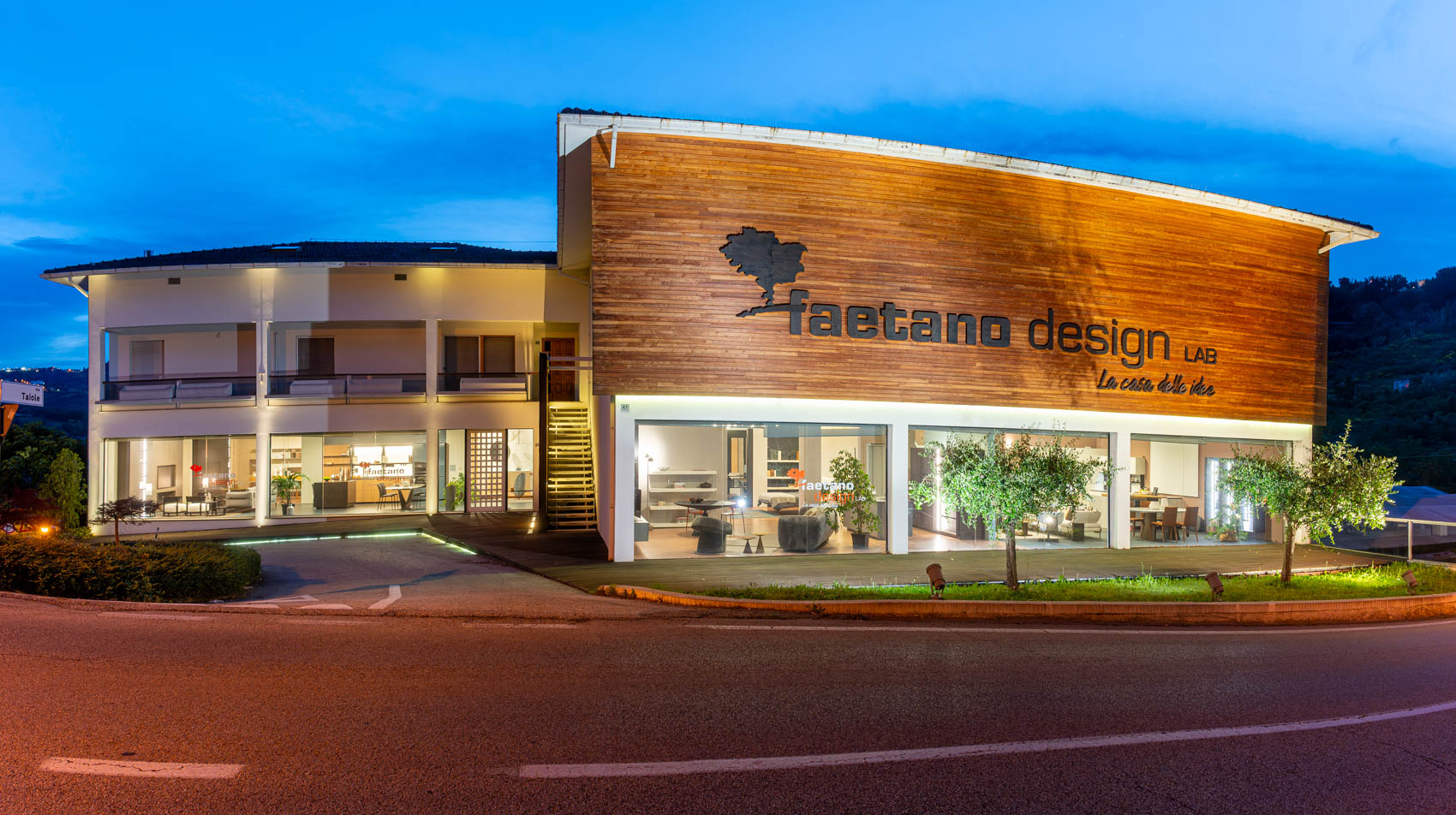 negozio esterno Faetano design lab